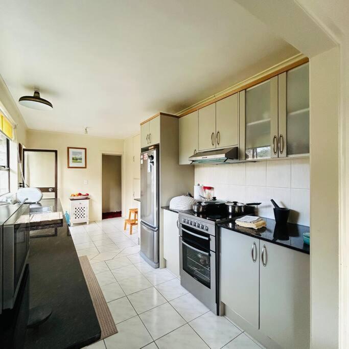 Peaceful Green Bay Charmer Auckland Bagian luar foto