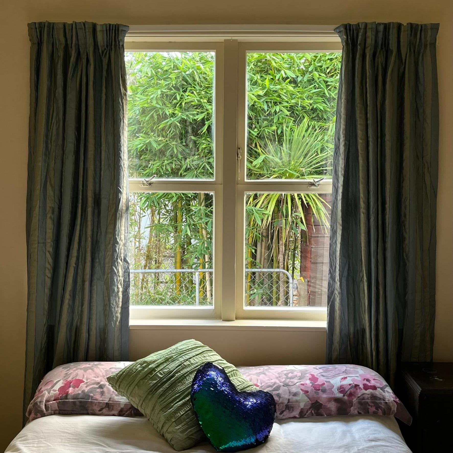 Peaceful Green Bay Charmer Auckland Bagian luar foto